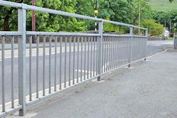 pedestrian guard railing